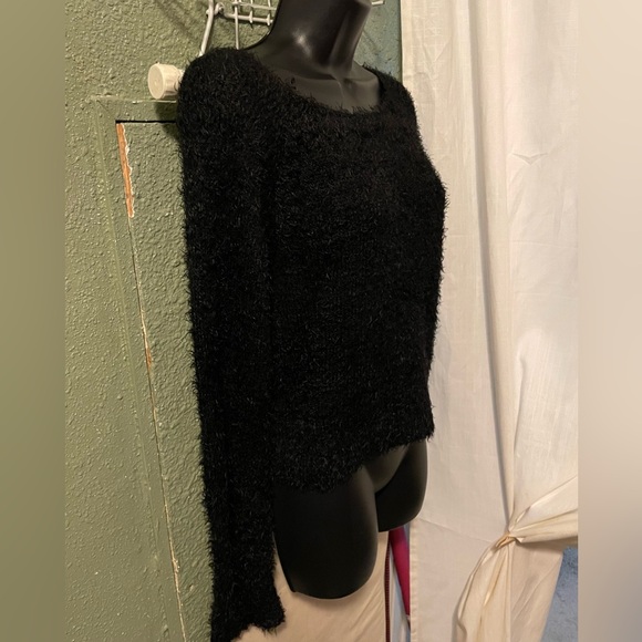 Mudd Sz Large Fuzzy Black pullover Sweater - Picture 3 of 5